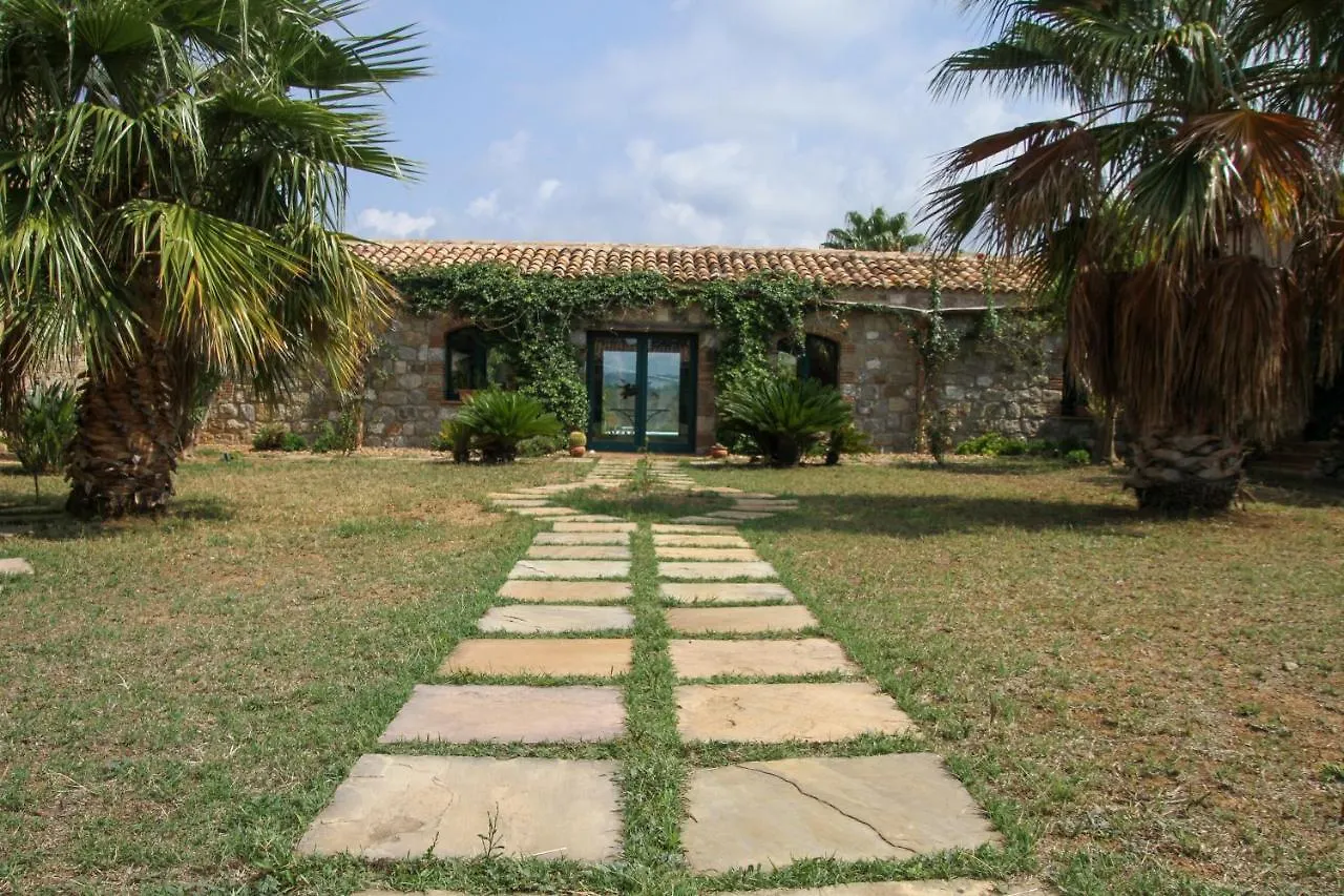 ***  Masseria Del Piano Hotel Cefalu Italy